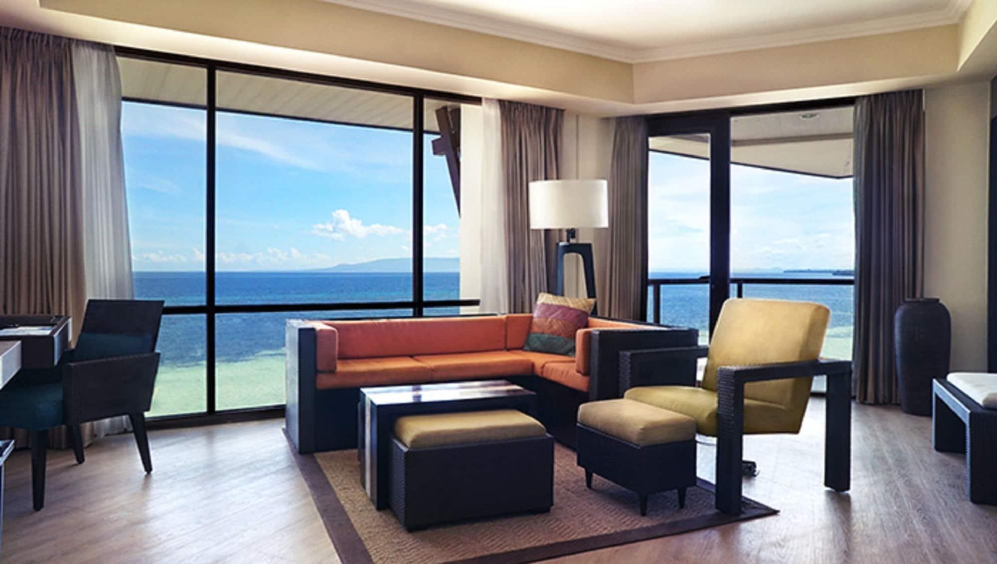The Bellevue Resort Панглао Экстерьер фото Living room
