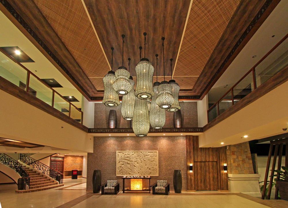 The Bellevue Resort Панглао Экстерьер фото The lobby of the hotel